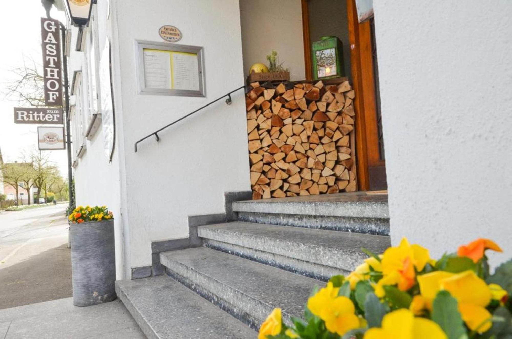 Gasthof Zum Ritter - A Cozy Historical Landmark Ulm Bagian luar foto